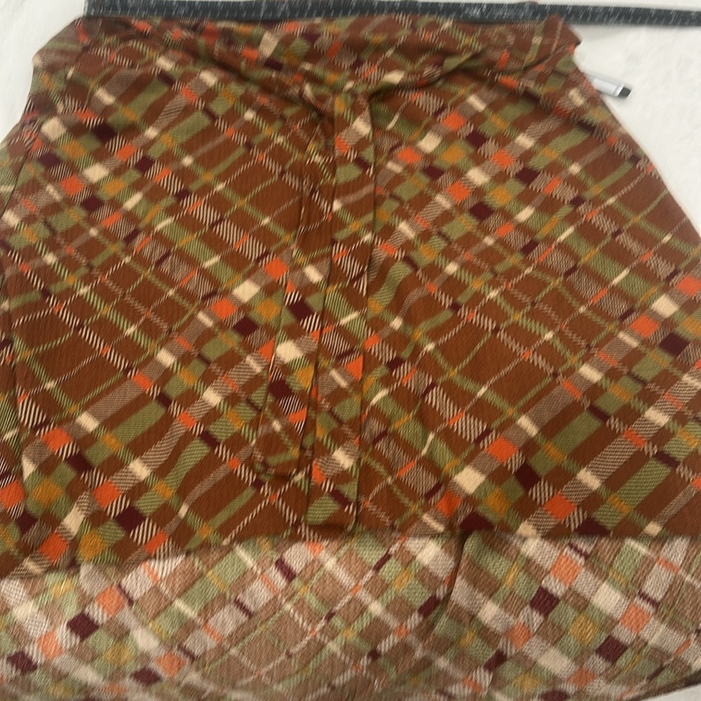 Soho Apparel Women's geometric Orange midi high low Skirt plus size 3X - Picture 2 of 9